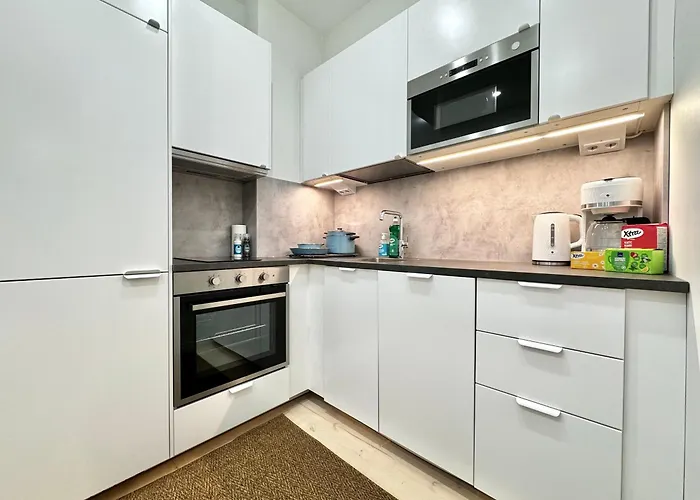 Hello - * הלסינקי